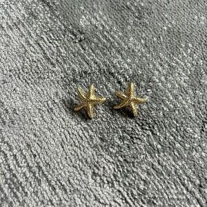 Gold Starfish Earrings